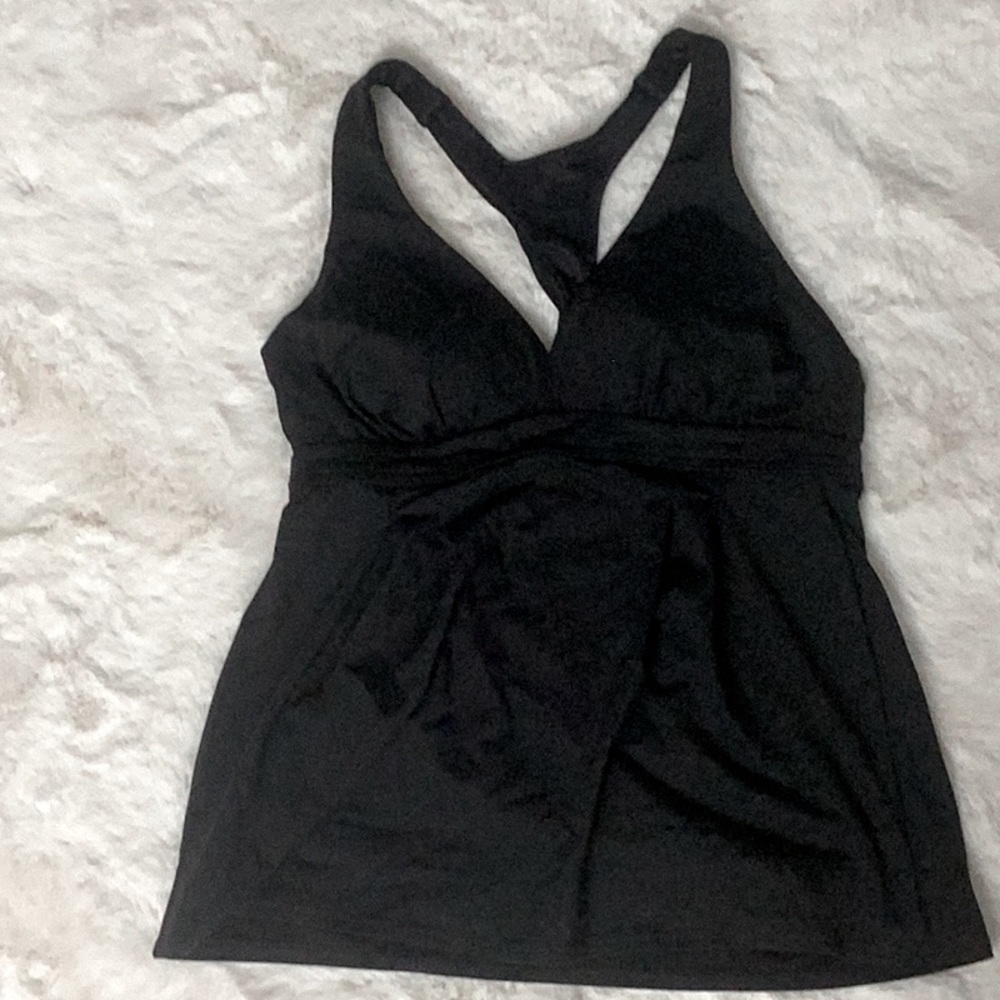 Lands End size 6 bathing suit top